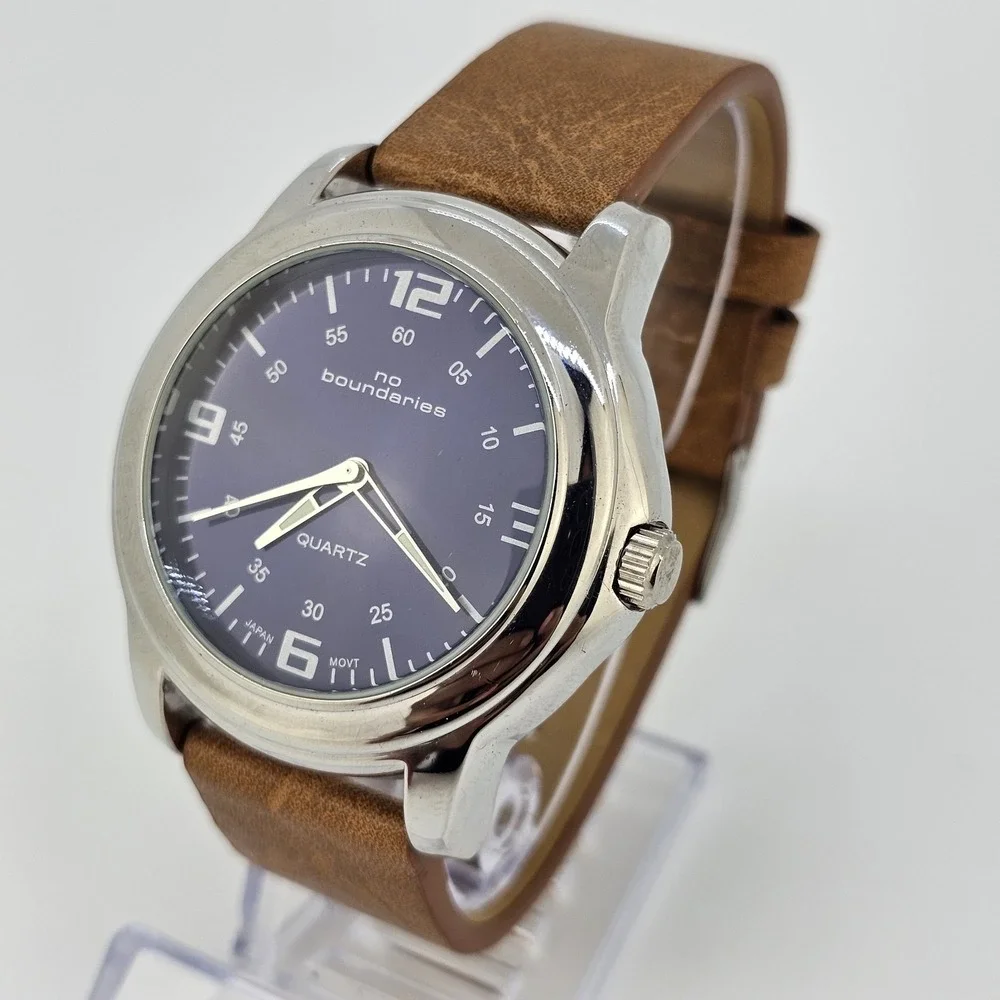 No‎ Boundaries Men's Watch 44MM Purple Dial Brown Leather Bands New Battery